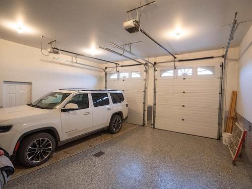 54010 Rge Road 41, Rural Lac Ste. Anne County, AB - Indoor Photo Showing Garage