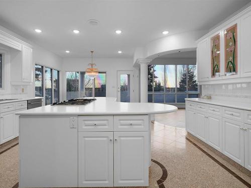 12 Everest Crescent, St. Albert, AB - Indoor Photo Showing Kitchen