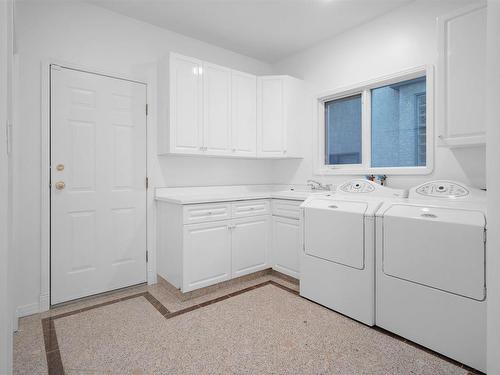 12 Everest Crescent, St. Albert, AB - Indoor Photo Showing Laundry Room