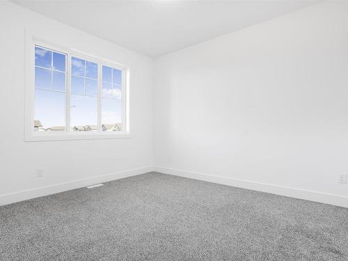 Stony Plain, AB - Indoor Photo Showing Other Room