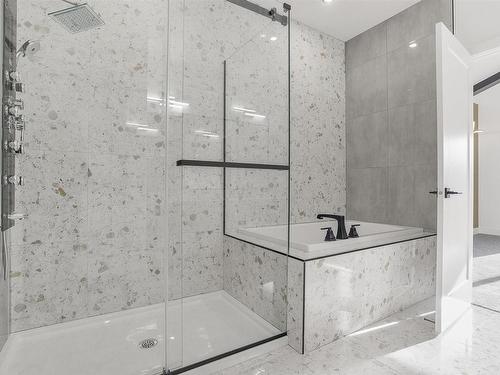 Stony Plain, AB - Indoor Photo Showing Bathroom