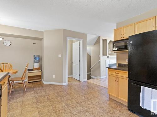 114 178 Bridgeport Boulevard, Leduc, AB - Indoor Photo Showing Kitchen