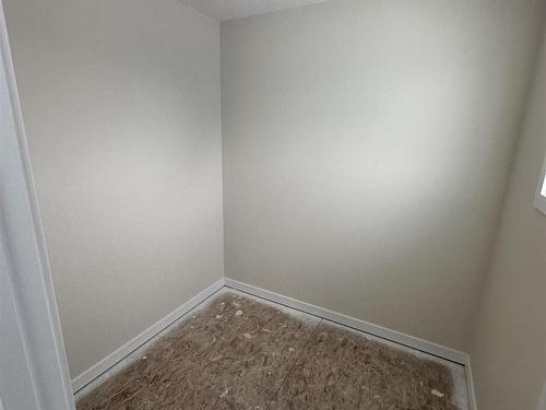 2199 Muckleplum Crescent, Edmonton, AB - Indoor Photo Showing Other Room