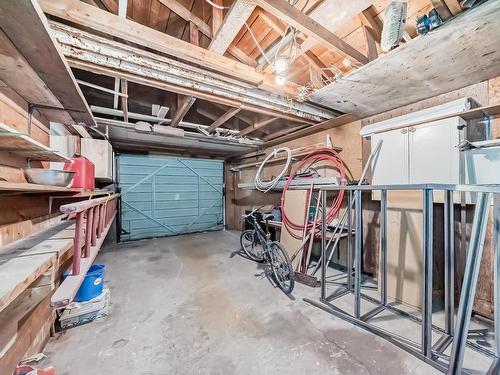 10415 Lauder Avenue, Edmonton, AB - Indoor Photo Showing Garage