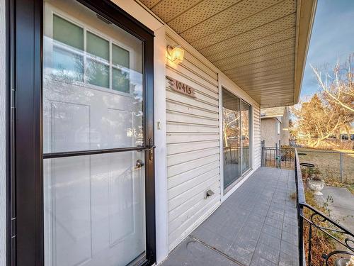 10415 Lauder Avenue, Edmonton, AB - Outdoor With Exterior