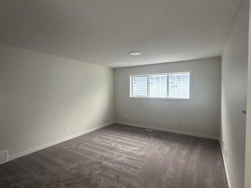 6308 King Wynd, Edmonton, AB - Indoor Photo Showing Other Room