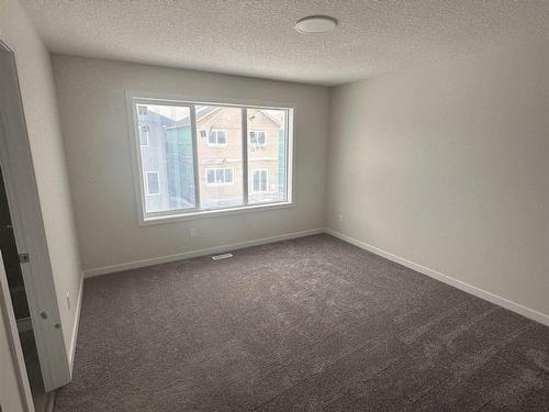 6308 King Wynd, Edmonton, AB - Indoor Photo Showing Other Room