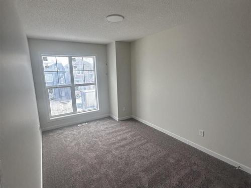 6308 King Wynd, Edmonton, AB - Indoor Photo Showing Other Room