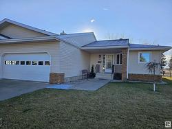 #35 903 109 ST NW  Edmonton, AB T6J 6R1