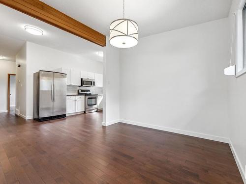 4415 117 Street, Edmonton, AB - Indoor Photo Showing Kitchen