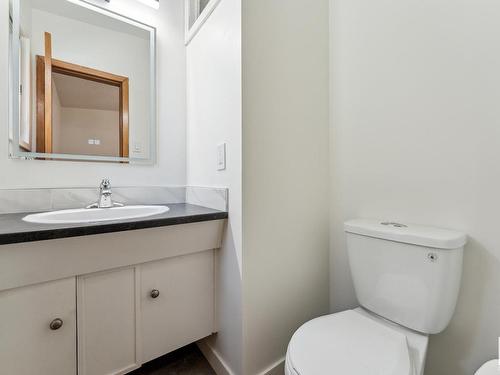 4415 117 Street, Edmonton, AB - Indoor Photo Showing Bathroom