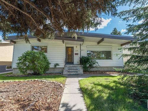 4415 117 Street, Edmonton, AB - Outdoor