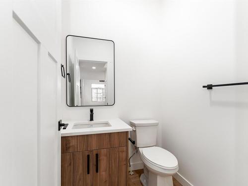 53 Gladstone Bend, Spruce Grove, AB - Indoor Photo Showing Bathroom