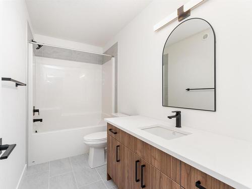 53 Gladstone Bend, Spruce Grove, AB - Indoor Photo Showing Bathroom