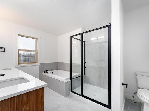 53 Gladstone Bend, Spruce Grove, AB - Indoor Photo Showing Bathroom