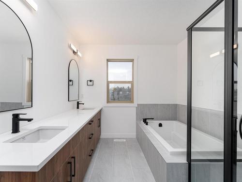 53 Gladstone Bend, Spruce Grove, AB - Indoor Photo Showing Bathroom