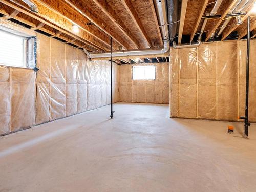 53 Gladstone Bend, Spruce Grove, AB - Indoor Photo Showing Basement