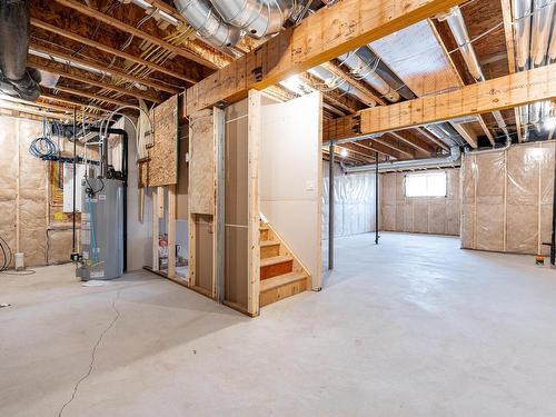 53 Gladstone Bend, Spruce Grove, AB - Indoor Photo Showing Basement