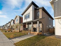 20513 99B AV NW  Edmonton, AB T5T 7N3