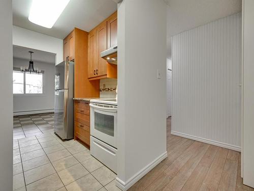 308 14825 51 Avenue, Edmonton, AB - Indoor Photo Showing Kitchen