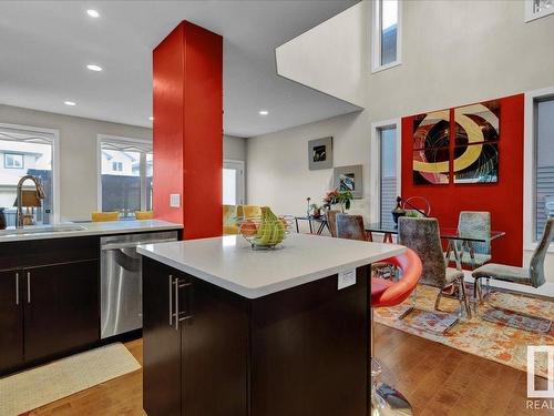 3254 Allan Way, Edmonton, AB - Indoor Photo Showing Kitchen