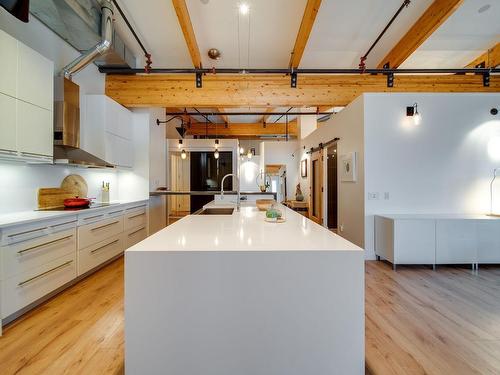 301 11633 105 Avenue, Edmonton, AB - Indoor Photo Showing Kitchen