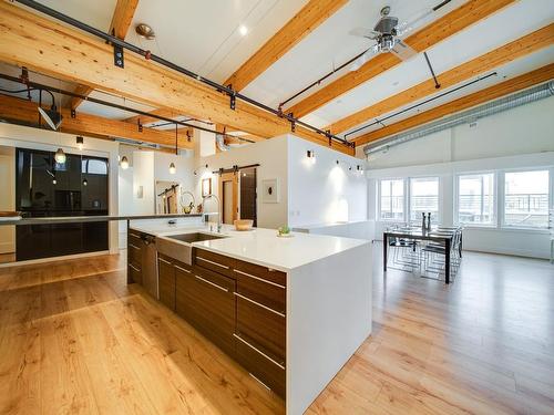 301 11633 105 Avenue, Edmonton, AB - Indoor Photo Showing Kitchen