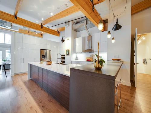 301 11633 105 Avenue, Edmonton, AB - Indoor Photo Showing Kitchen