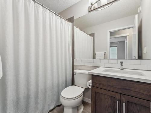 18156 75 Street, Edmonton, AB - Indoor Photo Showing Bathroom