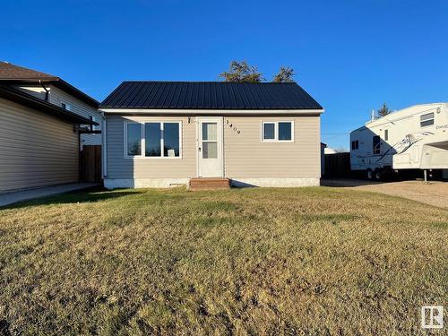 1409 8 St, Cold Lake, AB 