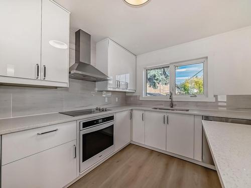 9819 149 Street, Edmonton, AB - Indoor Photo Showing Kitchen