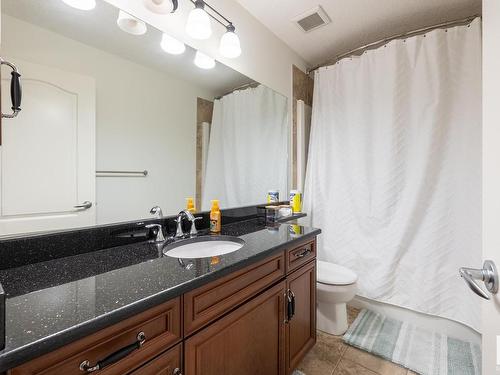 5052 Mcluhan Road, Edmonton, AB - Indoor Photo Showing Bathroom