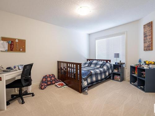 5052 Mcluhan Road, Edmonton, AB - Indoor Photo Showing Bedroom