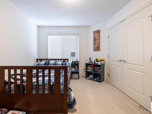 5052 Mcluhan Road, Edmonton, AB - Indoor Photo Showing Bedroom