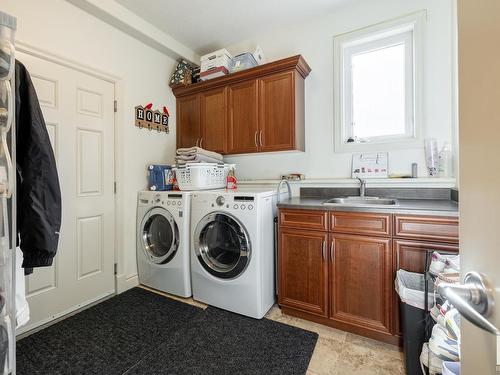 5052 Mcluhan Road, Edmonton, AB - Indoor Photo Showing Laundry Room