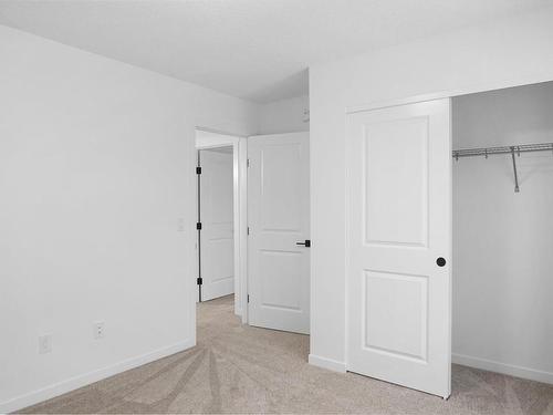 17243 9B Avenue, Edmonton, AB - Indoor Photo Showing Other Room