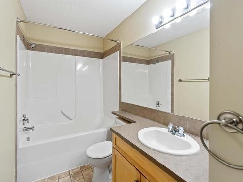 60 150 Edwards Drive, Edmonton, AB - Indoor Photo Showing Bathroom