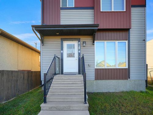 10712 95 Street, Edmonton, AB - Outdoor