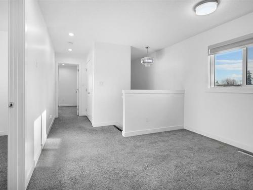 10712 95 Street, Edmonton, AB - Indoor Photo Showing Other Room