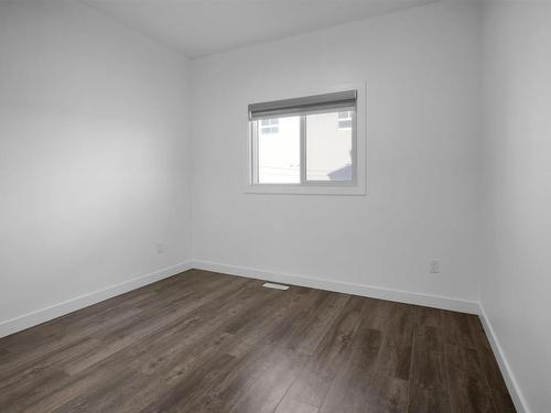 10712 95 Street, Edmonton, AB - Indoor Photo Showing Other Room