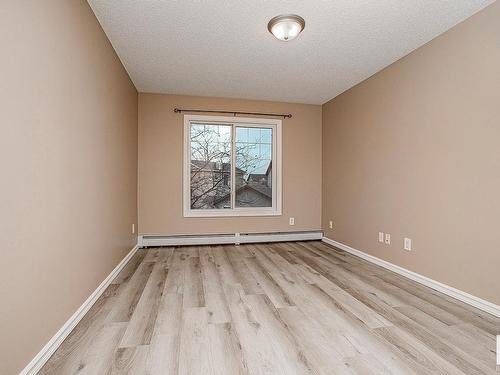 213 13710 150 Avenue, Edmonton, AB - Indoor Photo Showing Other Room