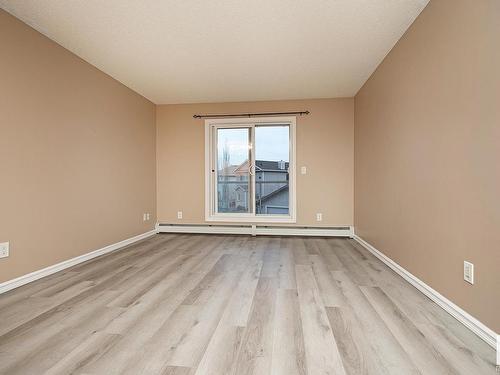 213 13710 150 Avenue, Edmonton, AB - Indoor Photo Showing Other Room