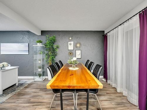 7 Greenfield Estates, St. Albert, AB - Indoor Photo Showing Dining Room