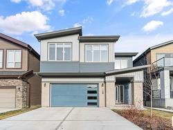 6476 KING Wynd  Edmonton, AB T6W 3Z9