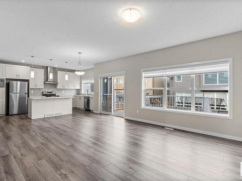 6476 King Wynd, Edmonton, AB - Indoor