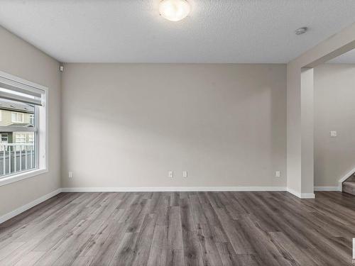 6476 King Wynd, Edmonton, AB - Indoor Photo Showing Other Room