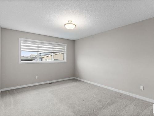 6476 King Wynd, Edmonton, AB - Indoor Photo Showing Other Room