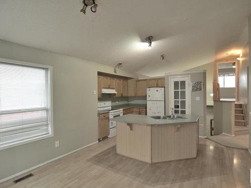 12707 136 Street, Edmonton, AB - Indoor Photo Showing Kitchen