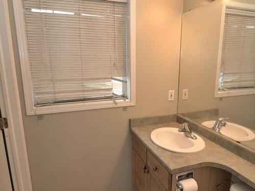 12707 136 Street, Edmonton, AB - Indoor Photo Showing Bathroom