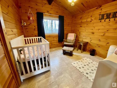 21344 Sec Hwy 617, Rural Camrose County, AB - Indoor Photo Showing Bedroom